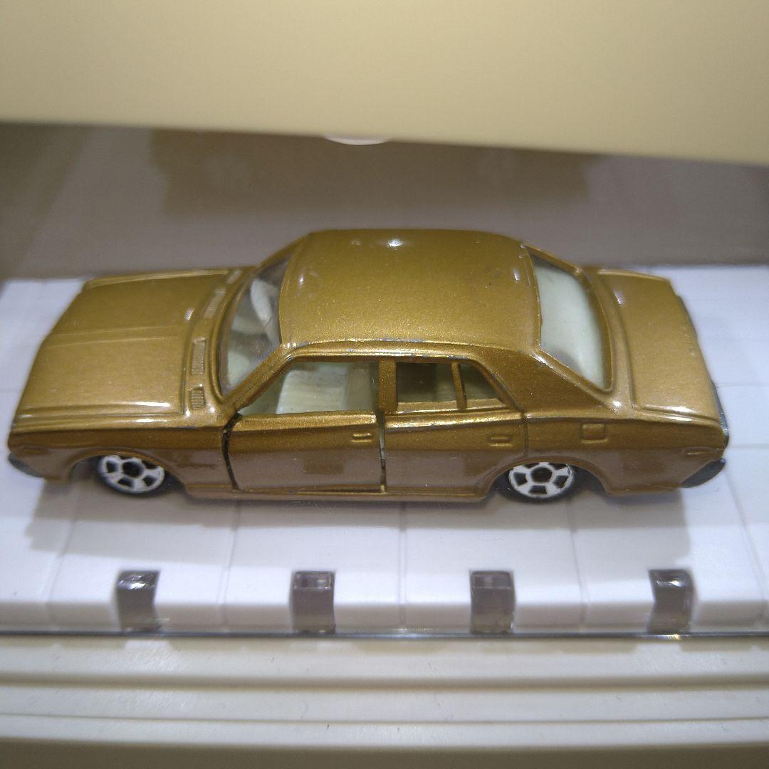香港トミカ　日産 セドリック　超希少品！
