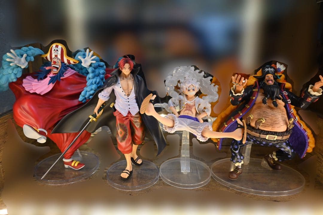 ワンピース 一番くじ 新四皇 フィギュア 4体セット