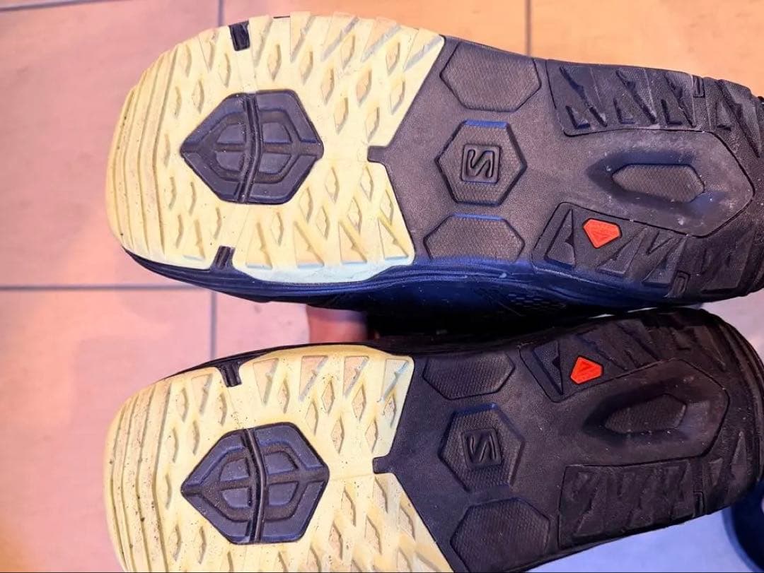 Salomon スノーボードブーツ ダイアログ