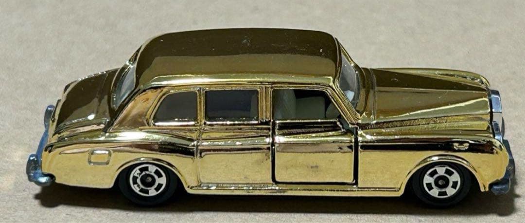 トミカ ロールスロイス ファンタムⅥ 金メッキ TFC特注