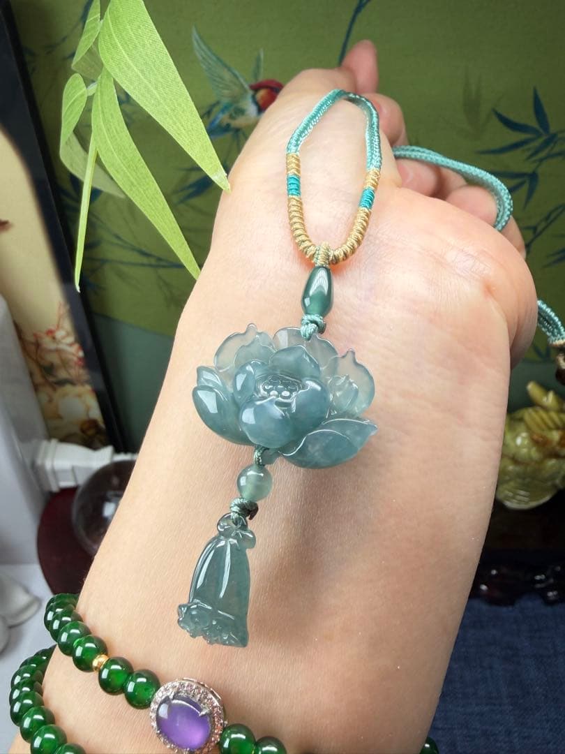 美品❣️天然本翡翠 高品質、氷藍水精巧な蓮花＆蓮