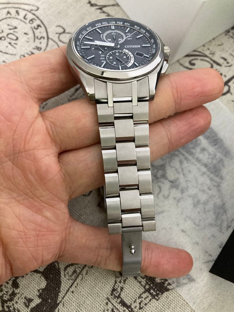 超美品！CITIZEN シチズン アテッサ チタン メンズ at8040-57e