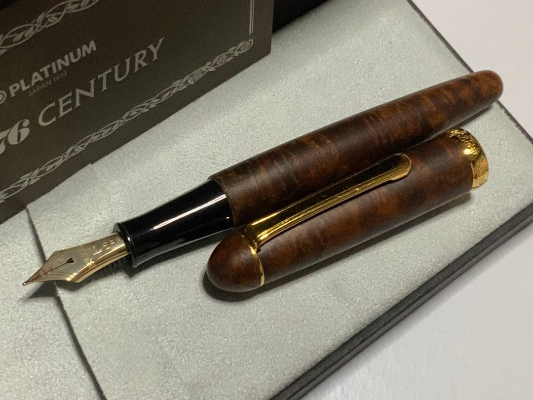 プラチナ アカブライヤー万年筆 ペン先14K 中字 最終値下げ