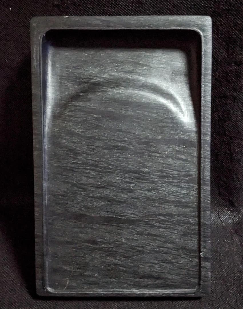 歙州硯】◇水波眉子紋・銀華紋・銀線の蒼黒美石◇約八吋◇唐木箱◇龍