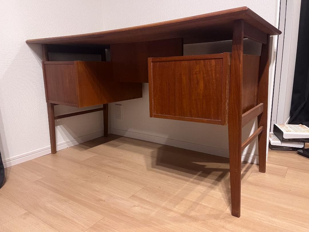 北欧ヴィンテージ　デンマーク【中古】デスク チーク