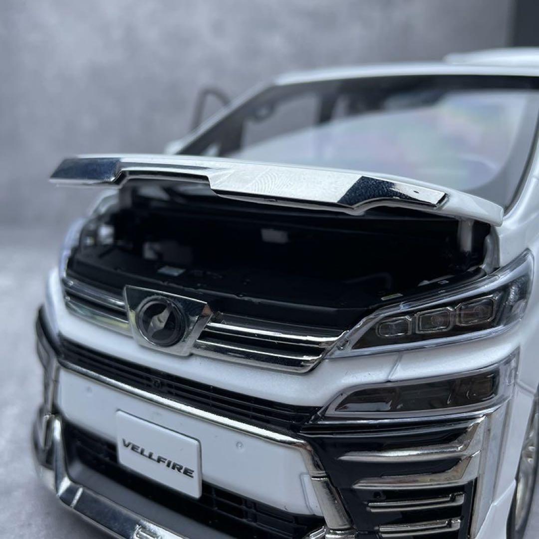 「tomoさん専用」Kengfai 1/18 トヨタ ヴェルファイア