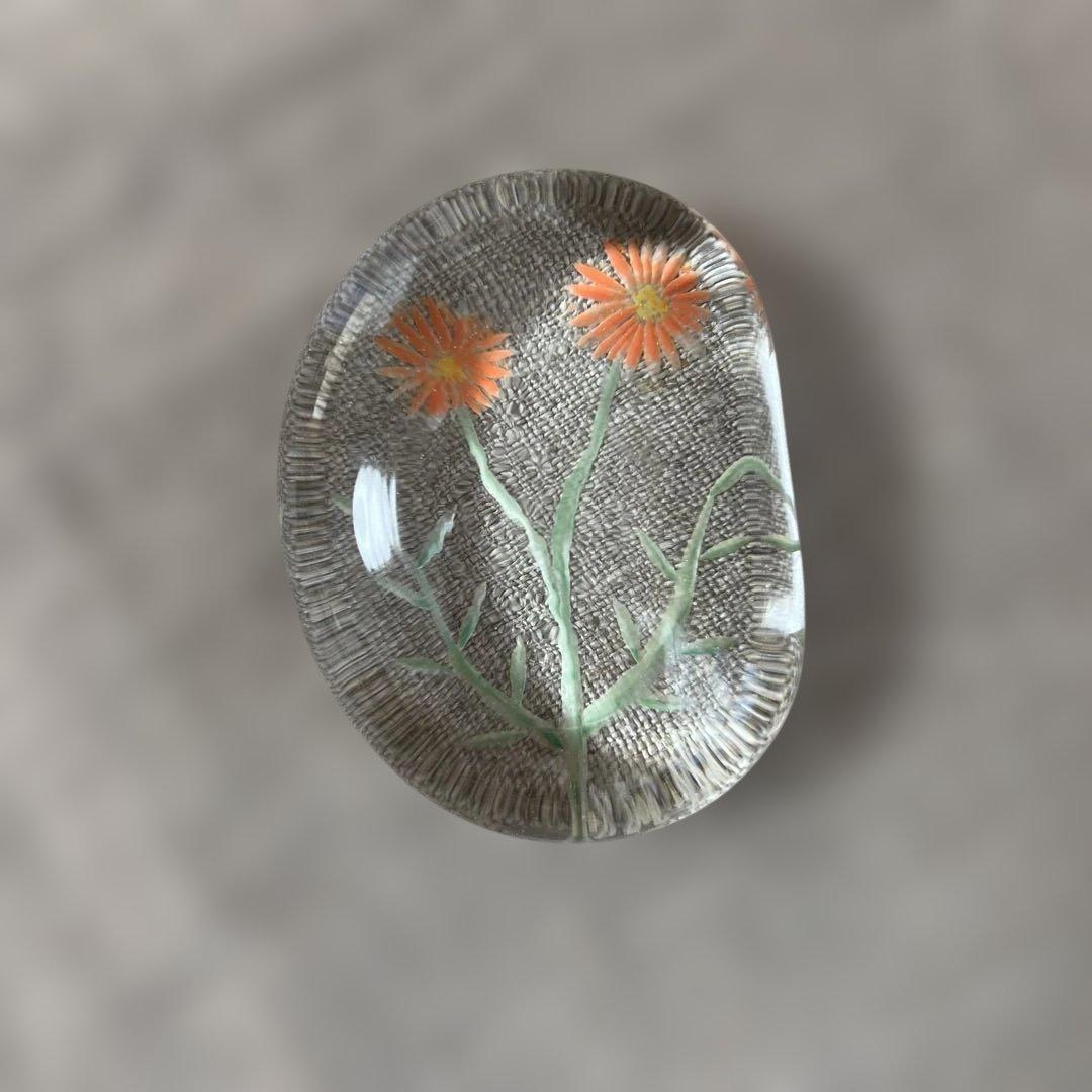 辻和美さん gardenのペーパーウェイト