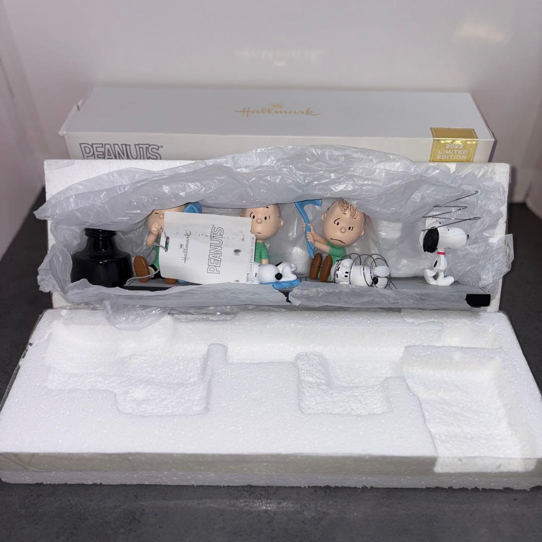 スヌーピー　ホールマーク　リミテッドエディション2023 フィギュア　レア