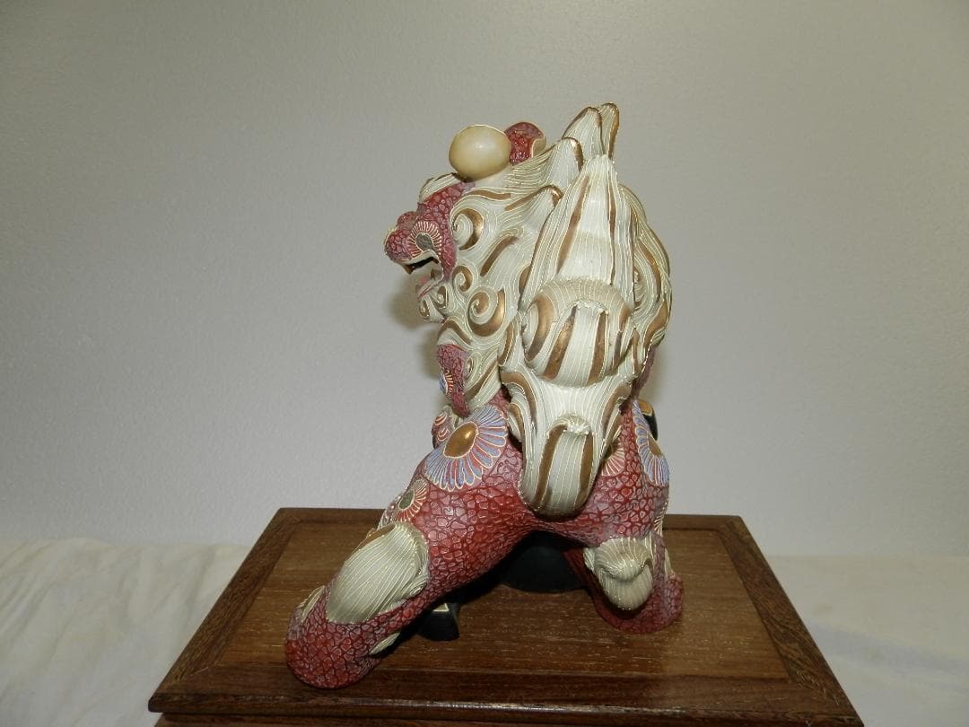 時代物 九谷焼  金彩 色絵  狛犬  唐獅子 小槌獅子 縁起物 魔除け 陶器