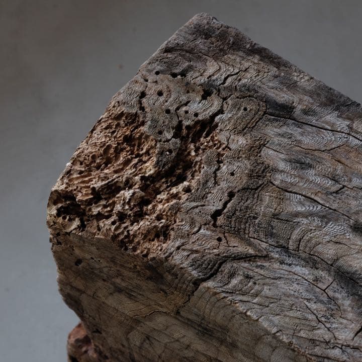 人気 古い木の台 塊 古材 板 オブジェ 店舗什器 古家具 古道具