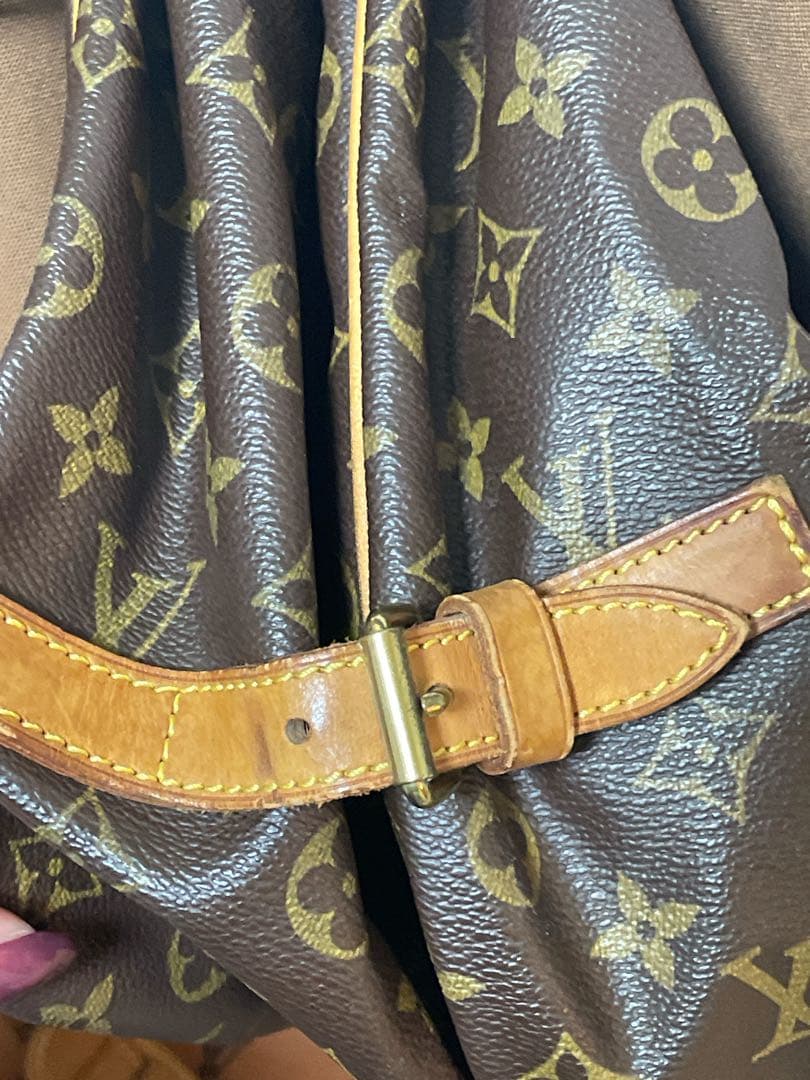 LOUIS VUITTON ルイ ヴィトン　モノグラム　 ソミュール35