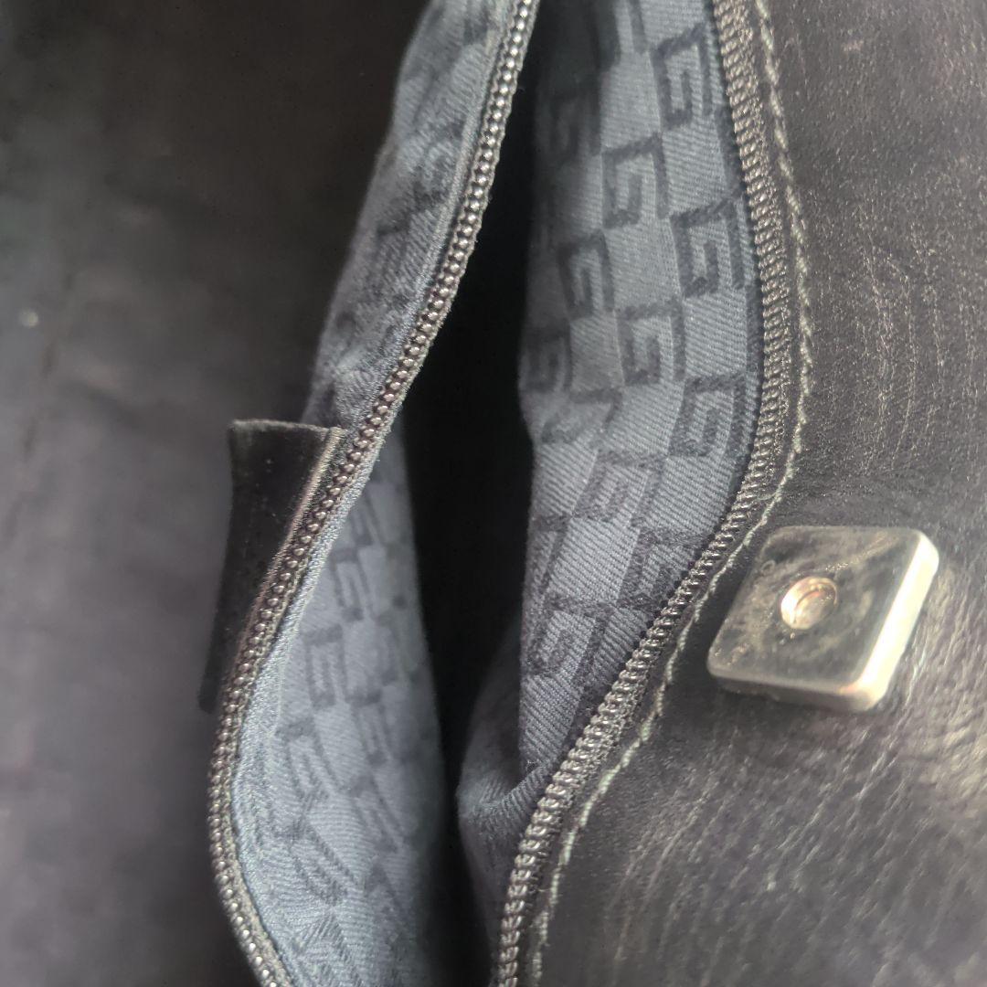 ☆used品☆GUCCI☆黒のレザーハンドバッグ☆GUCCIレディースバッグ☆