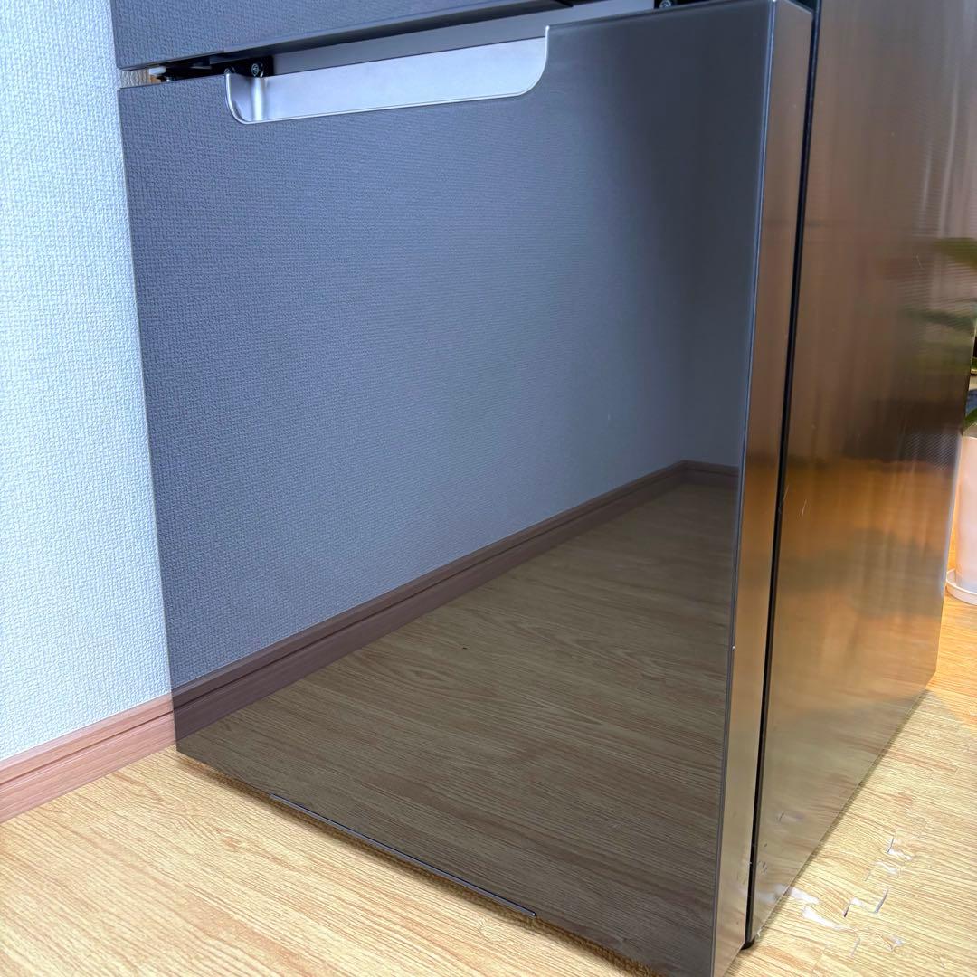 2023年製 冷蔵庫 一人暮らし 単身用 小型 3ヶ月保証付き ガラスドア 高級