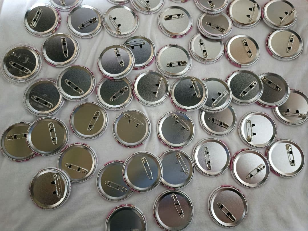 すとぷり さとみ 缶バッチ 2022 summer 等身 浴衣 ヴィ