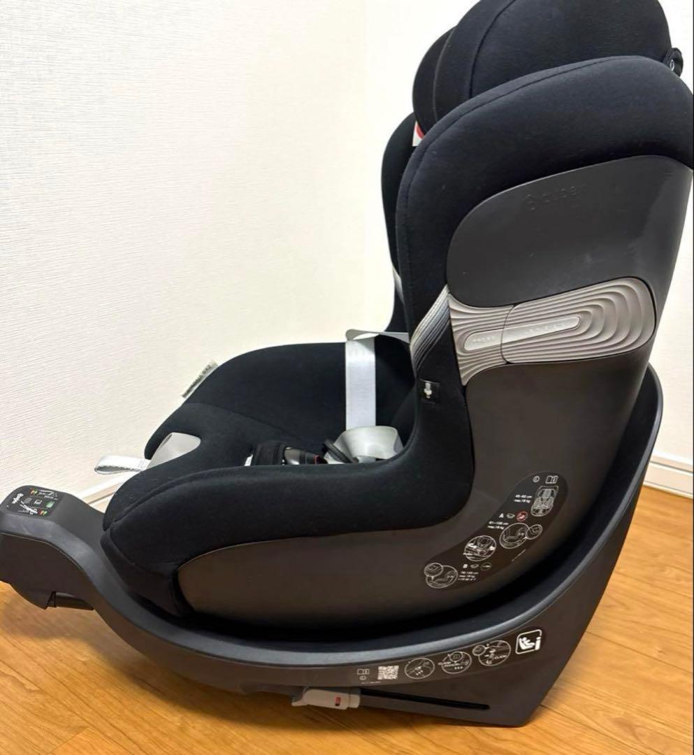 チャイルドシート　シローナ SX2 i-Size インレイ付