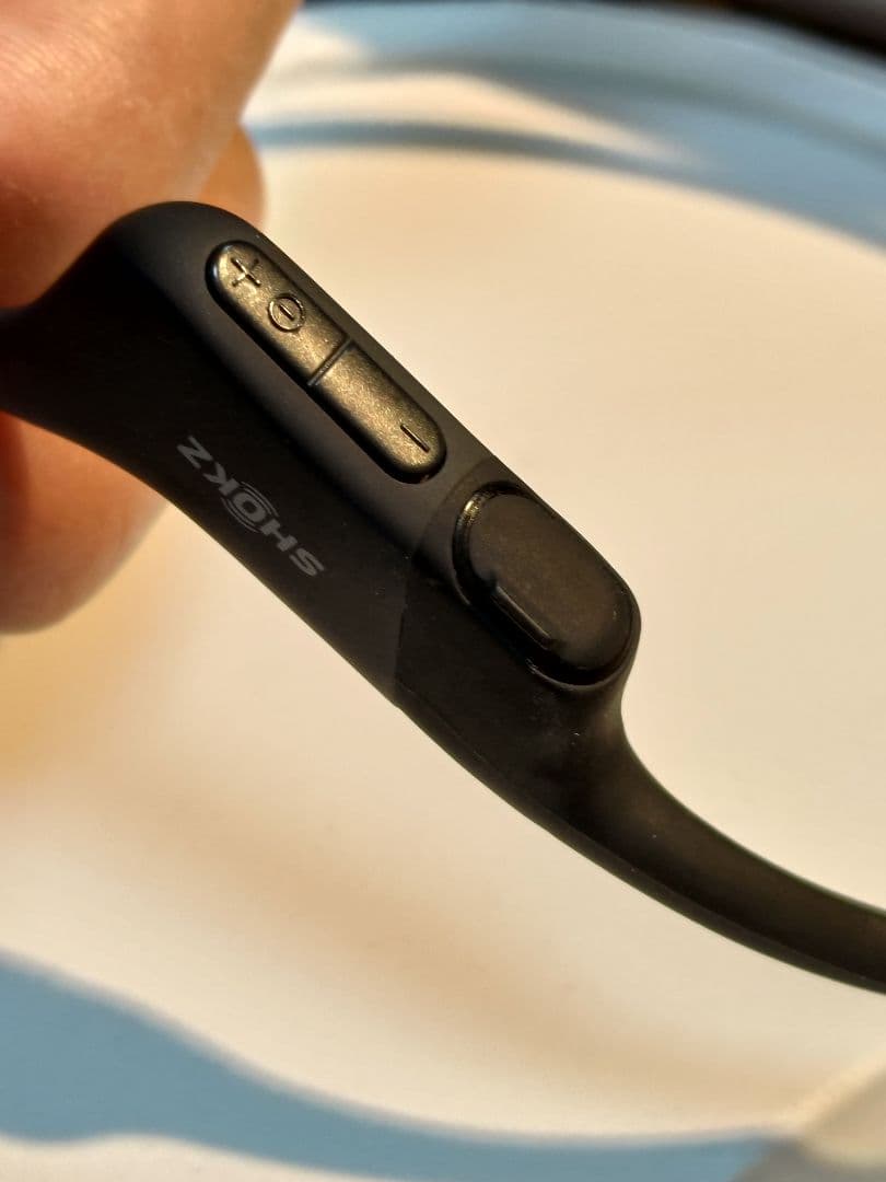 SHOKZ OPENRUN 骨伝導イヤホン ブラック タイプC充電