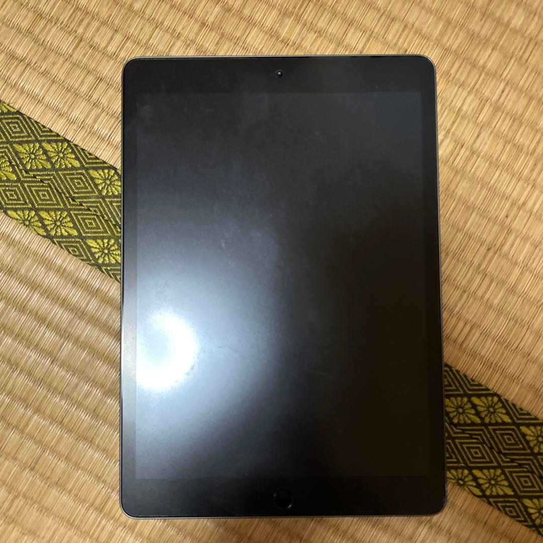 iPad 第8世代 32GB Wi-Fiモデル Amazon.com : Apple 2020 iPad 8th Generation (10.2-inch, Wi-Fi +