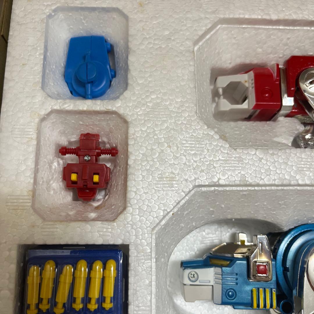 ⚠️未使用　百獣王　ゴライオン　レッドライオン　ブルーライオン　未来獣合体　ポピー