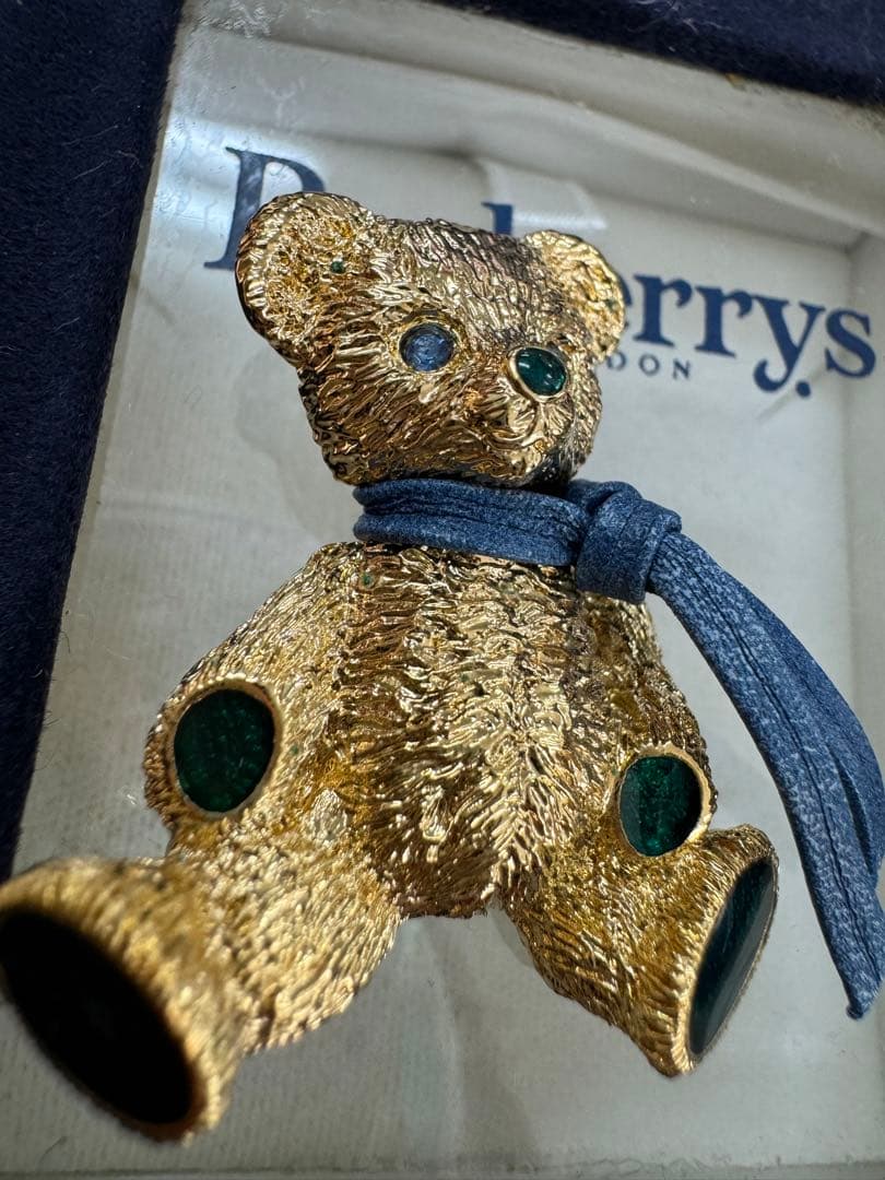 バーバリーブローチテディベア