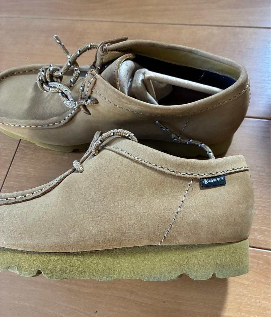CLARKS GORE-TEX ベージュモカシン