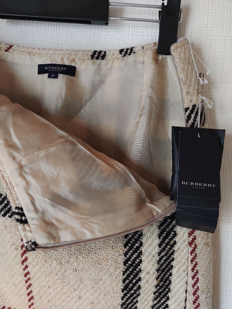 新品　BURBERRY メガチェック　スカート　ウール　大きいサイズ　ベージュ