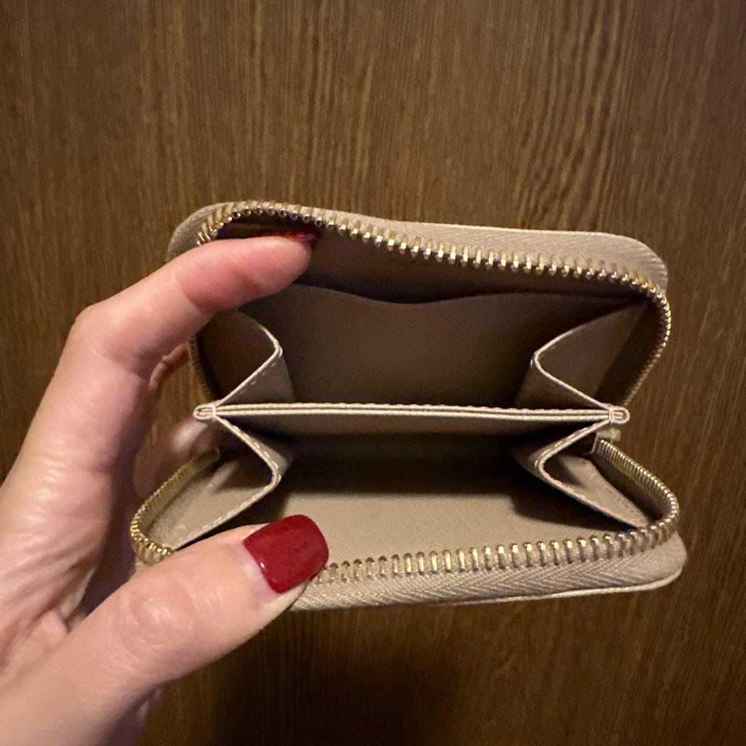 PRADA サフィアーノ　財布