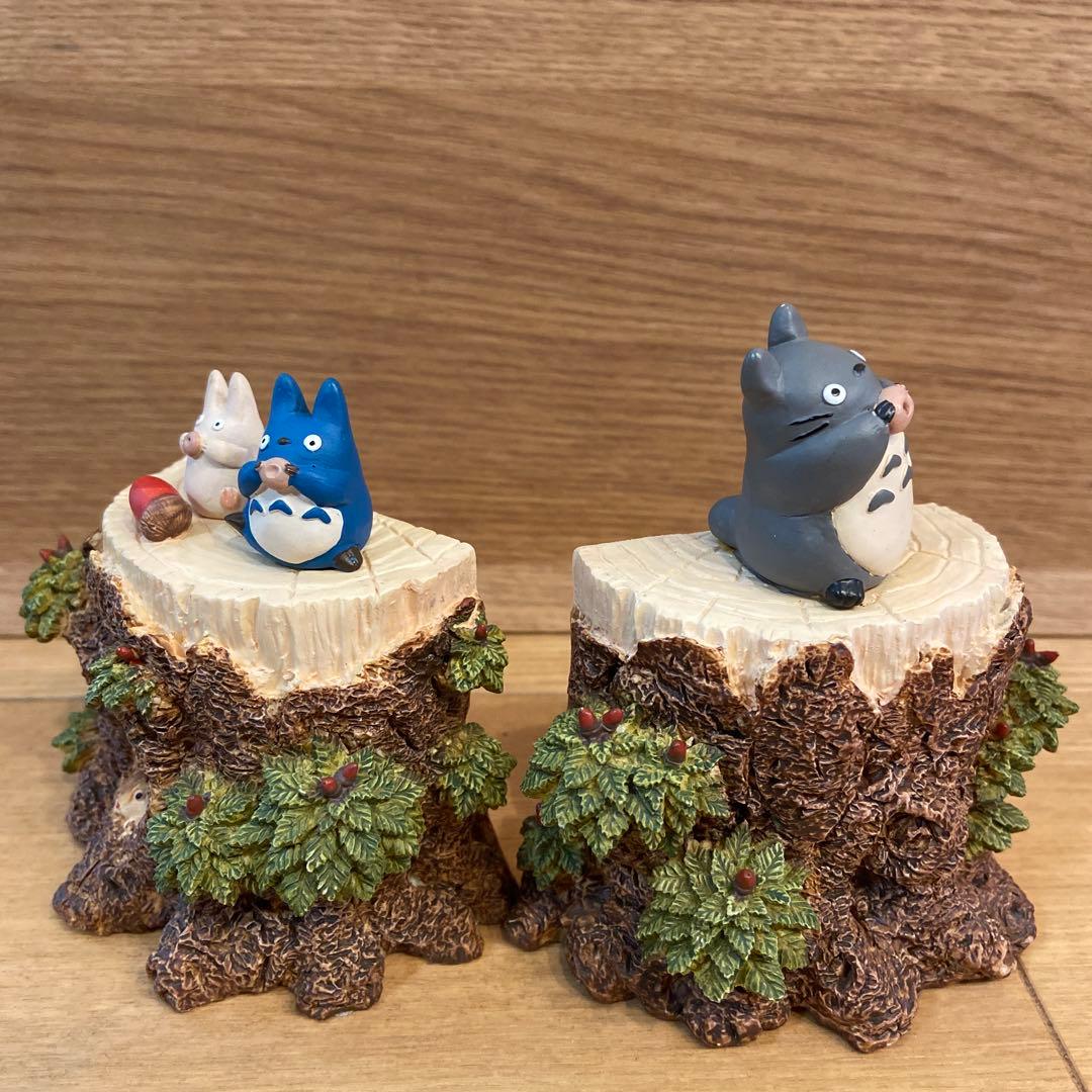 再入荷】となりのトトロ ブックスタンド マックロクロスケでておいで