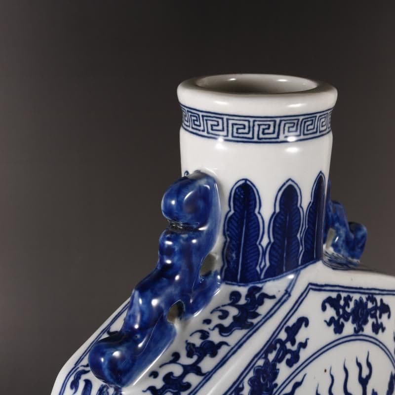 清乾隆青花麒麟紋抱月扁瓶 景徳鎮 陶磁器 装飾品 現代