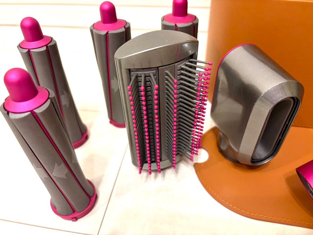 Dyson エアラップスタイラー　ボリュームシェイプほぼ未使用