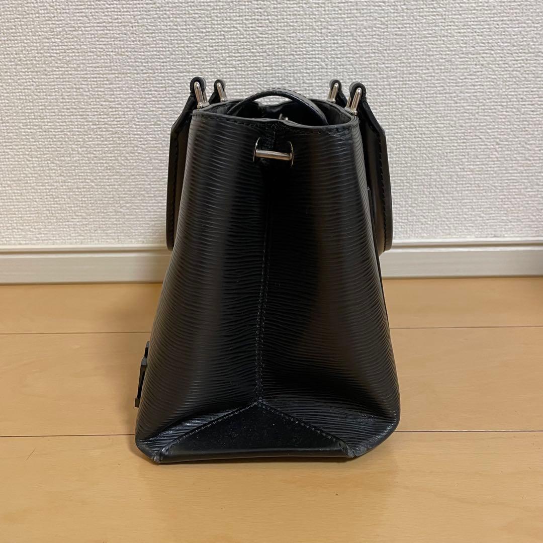 Louis Vitton ルイヴィトン エピ クレベールPM ハンドバッグ