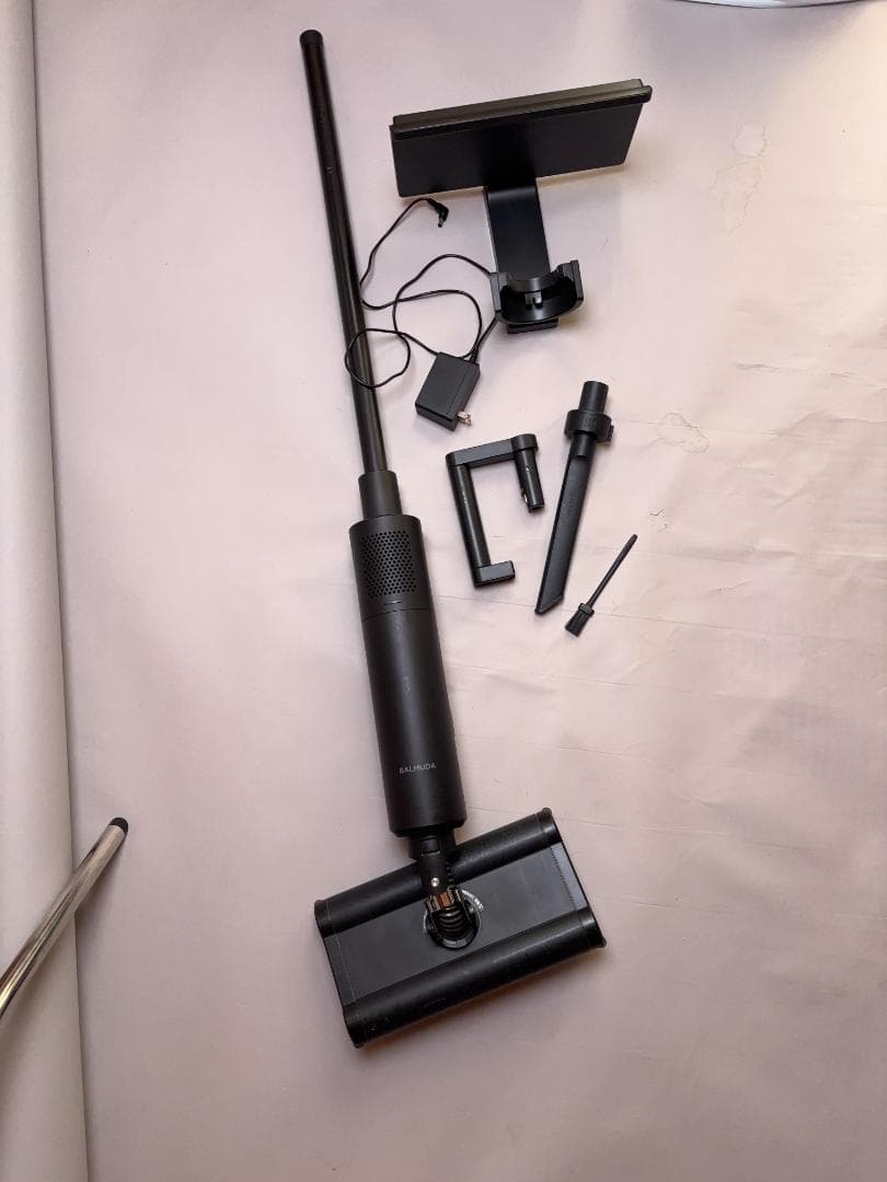 バルミューダ 掃除機 BALMUDA The Cleaner C01A-BK - メルカリ