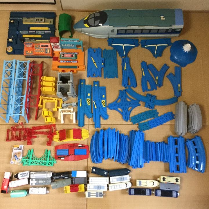 値下げ　プラレールセット Amazon.co.jp: プラレール セット 新幹線みずほ さくら高架トンネル