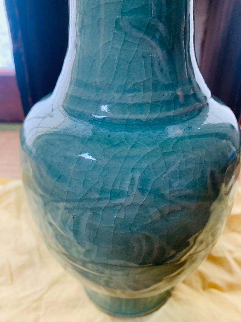 中国元時代(明時代初期)青磁花瓶