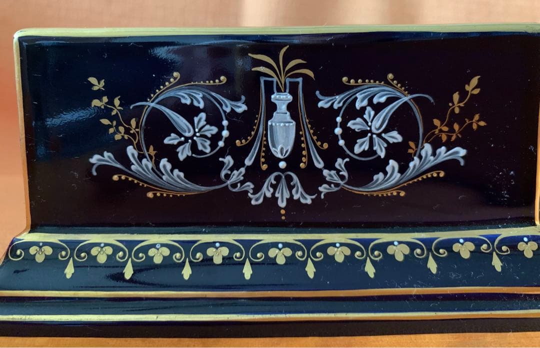 ウィーン窯　瑠璃金彩花瓶台　一双　ハンドペイント