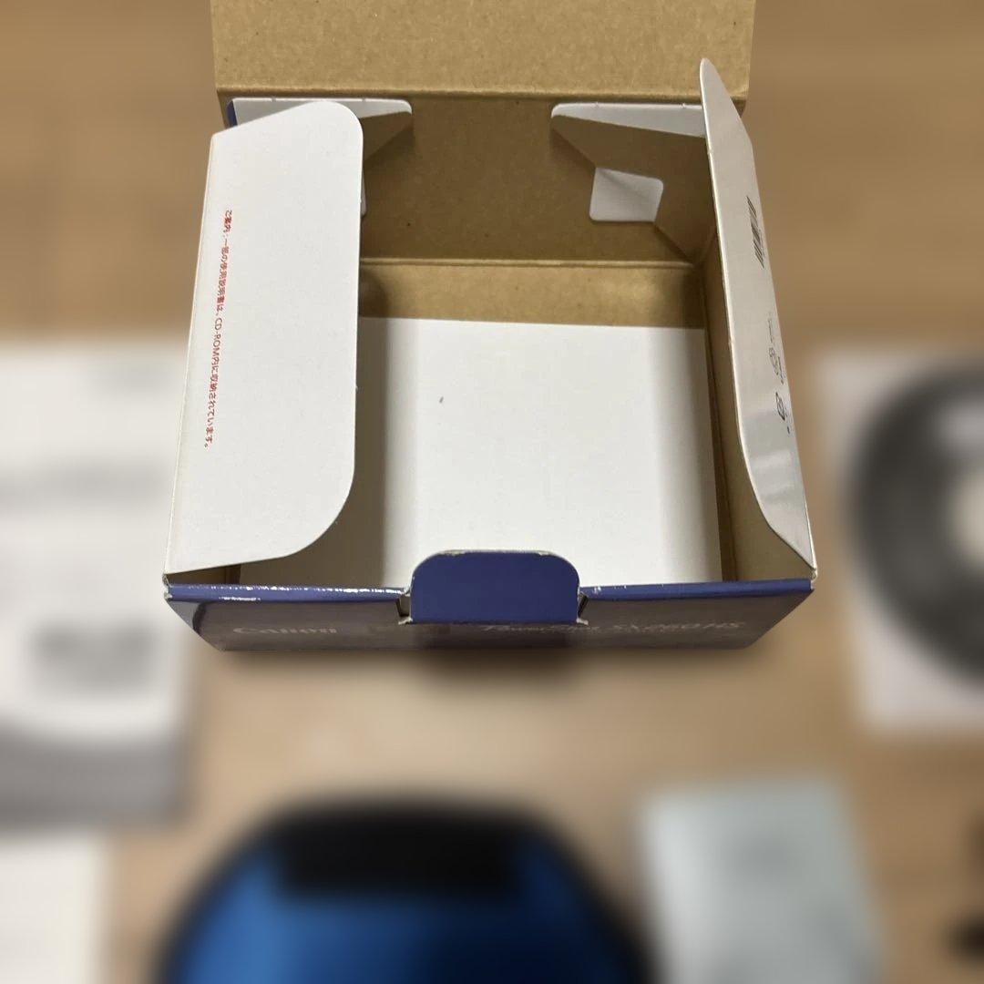 Canon PowerShot SX260 HS 本体と付属品