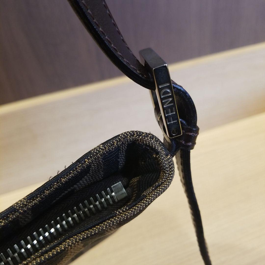 Fendi FFロゴショルダーバッグ