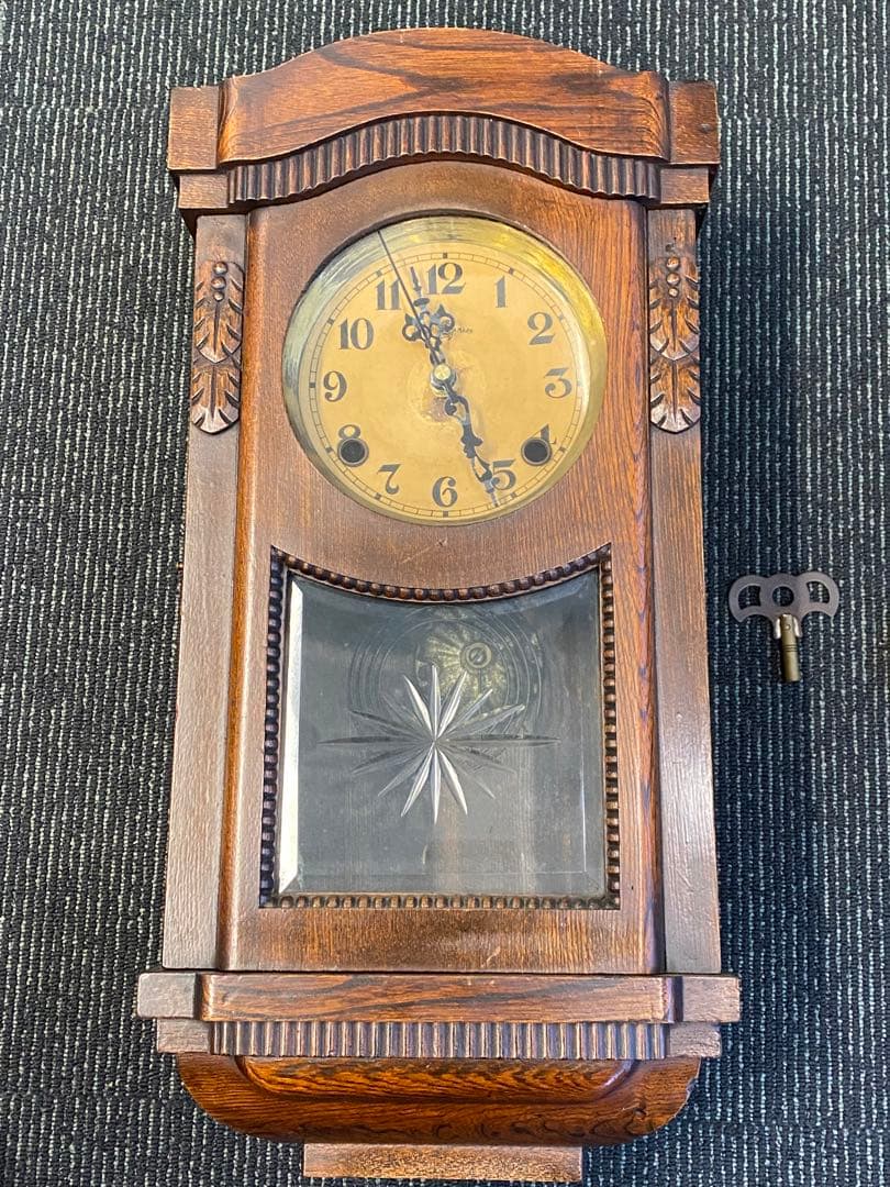 昭和初期のボンボン時計（アンティーク）