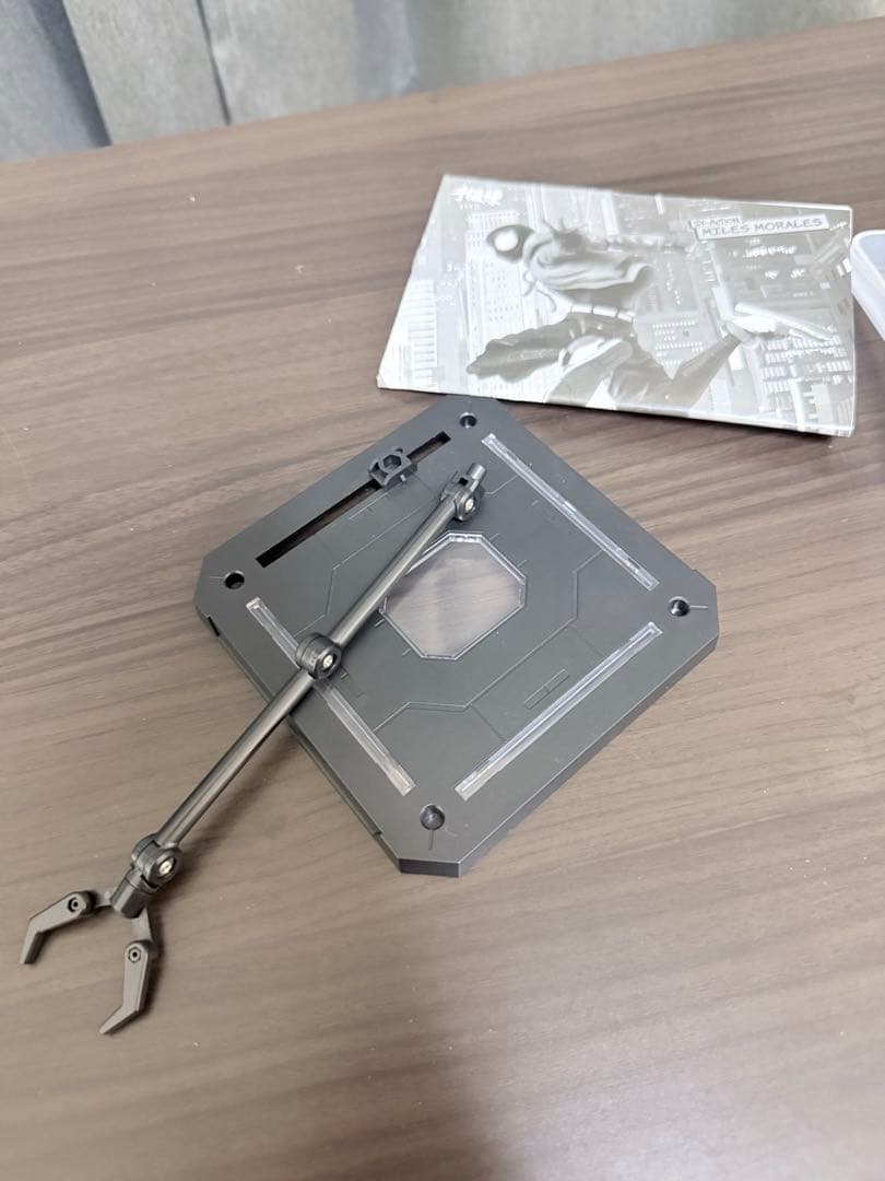 千値練 スパイダーバース マイルス MAFEX スパイダーマン コミック