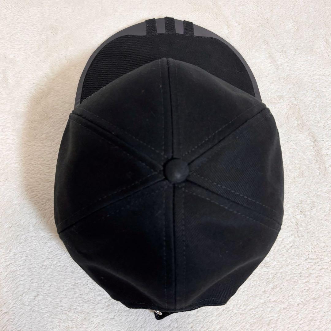 美品 MONCLER ベースボールキャップ adidasコラボ 三本ライン