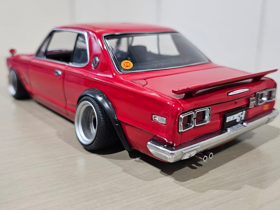 京商　1/18　日産　スカイライン　GT−R 　(KPGC10)