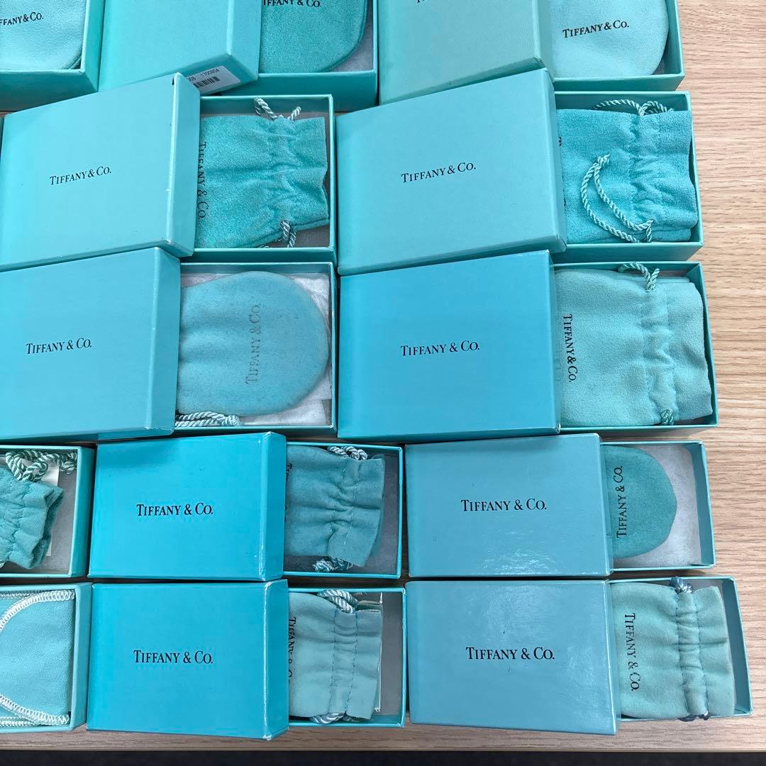 ティファニー 空箱 23個まとめ ティファニー空箱大きさ違い2個セット