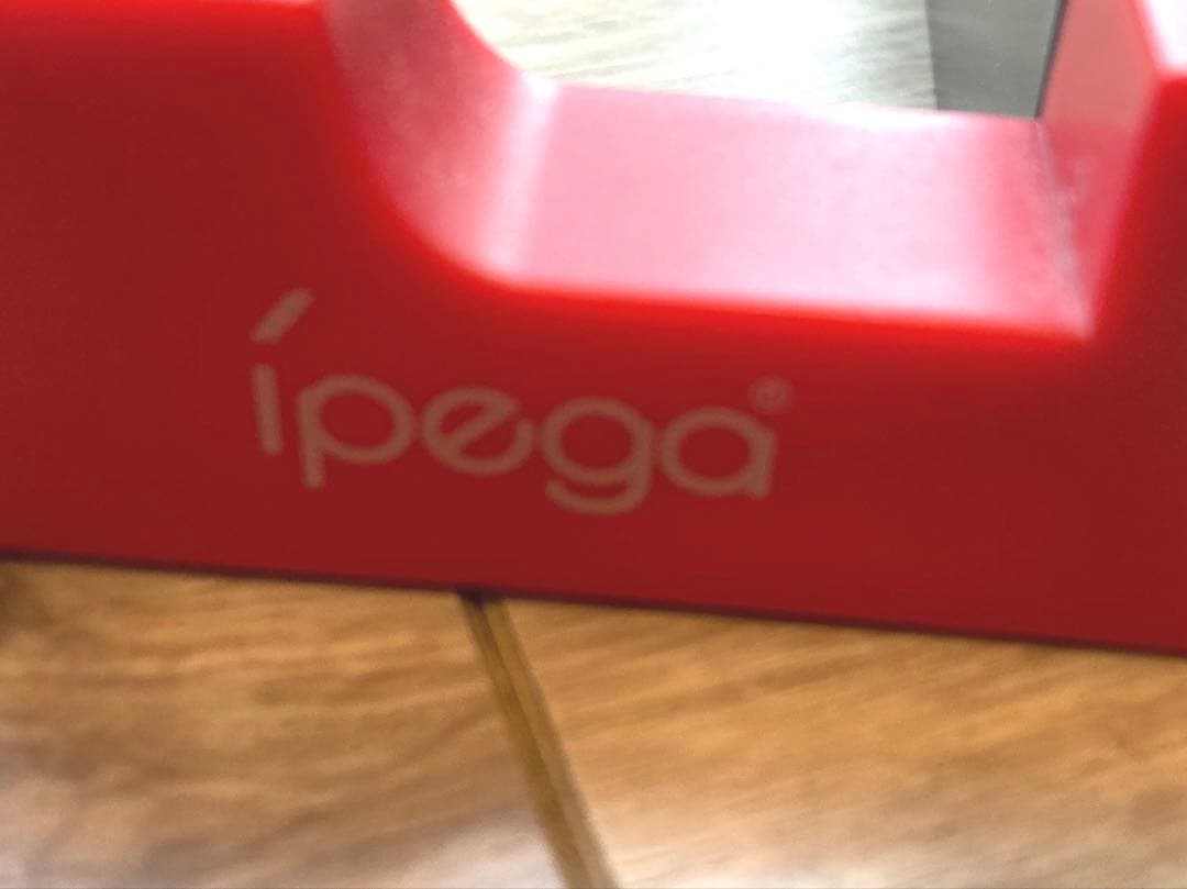 Nintendo Switch 本体＋ジョイコン4つ＋充電スタンド付き