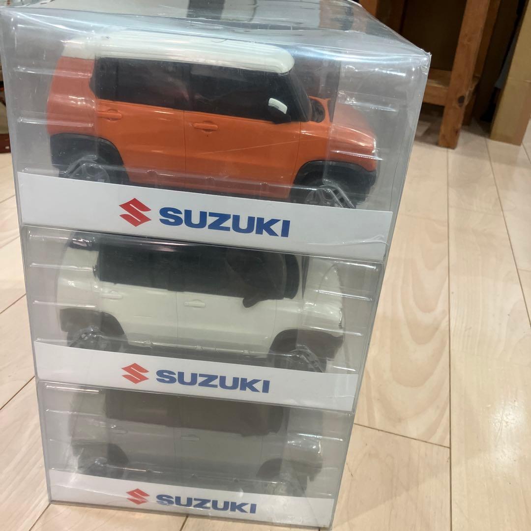 スズキ　新型ハスラー（初代）カラーサンプル　ミニチュアカー　全色箱入り　非売品