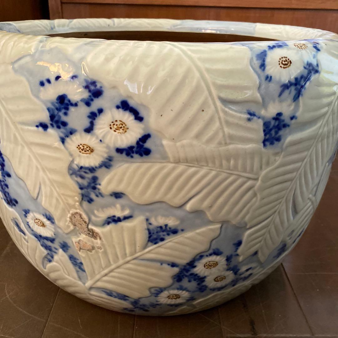 陶器製 火鉢 白と青 花模様