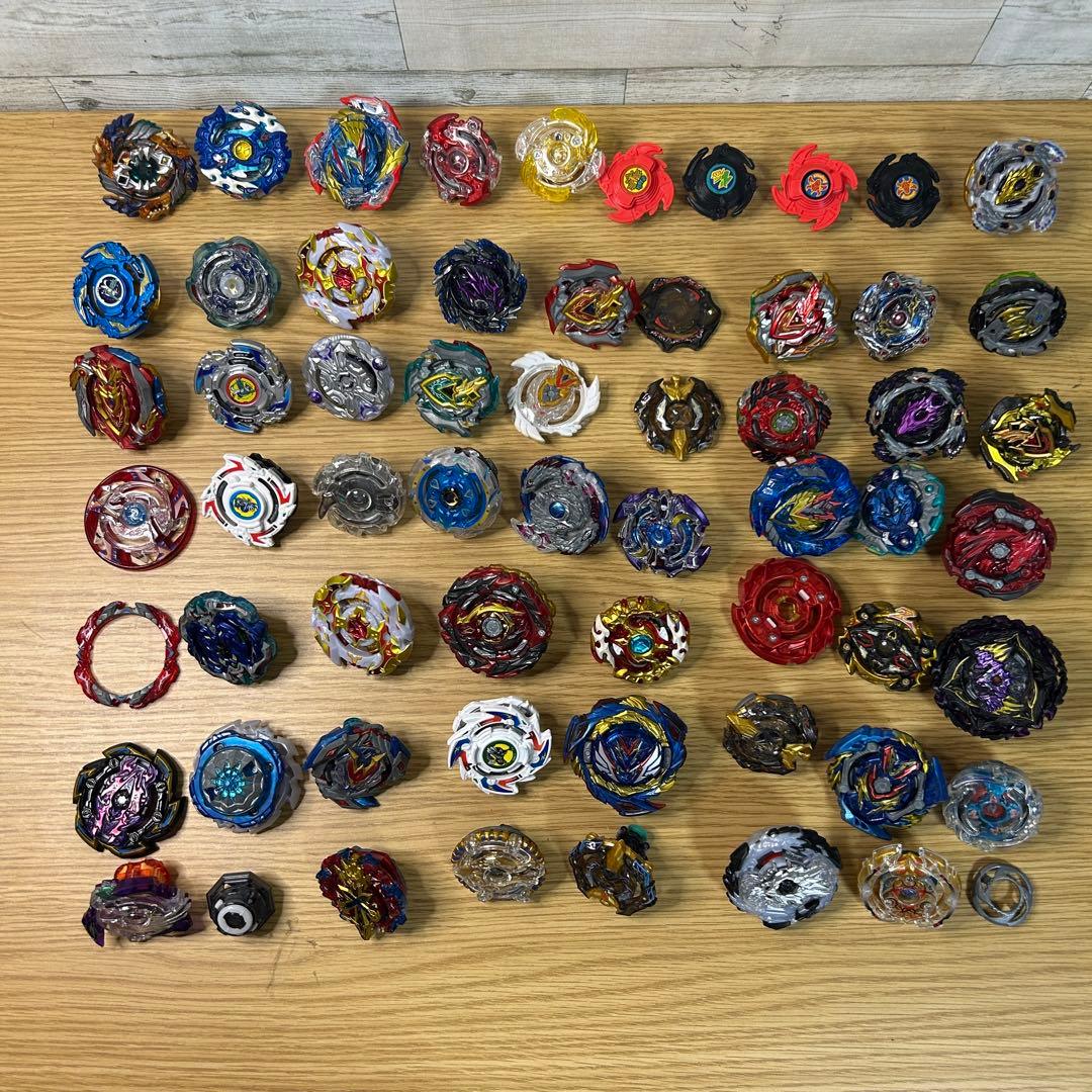 【ジャンク】 ベイブレード 多数 まとめ売り 詳細不明