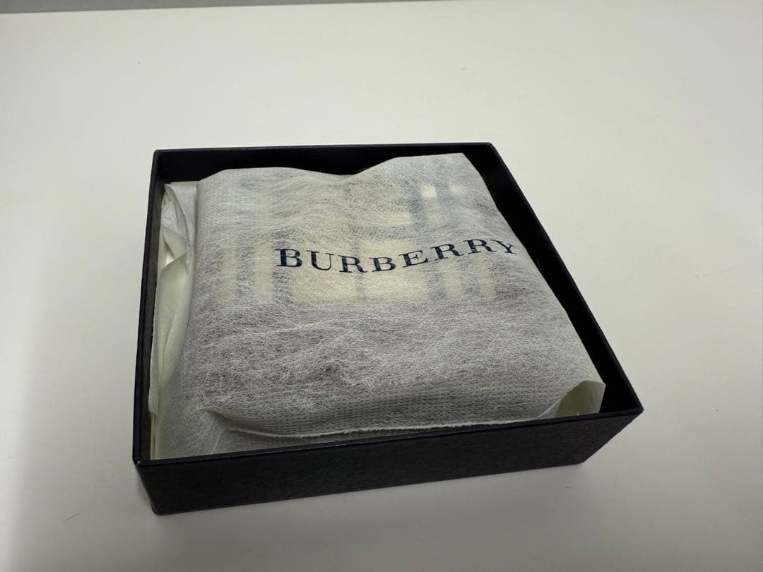 極美品【BURBERRY】ノバチェック ベージュ×ブラウン ケース 箱付き
