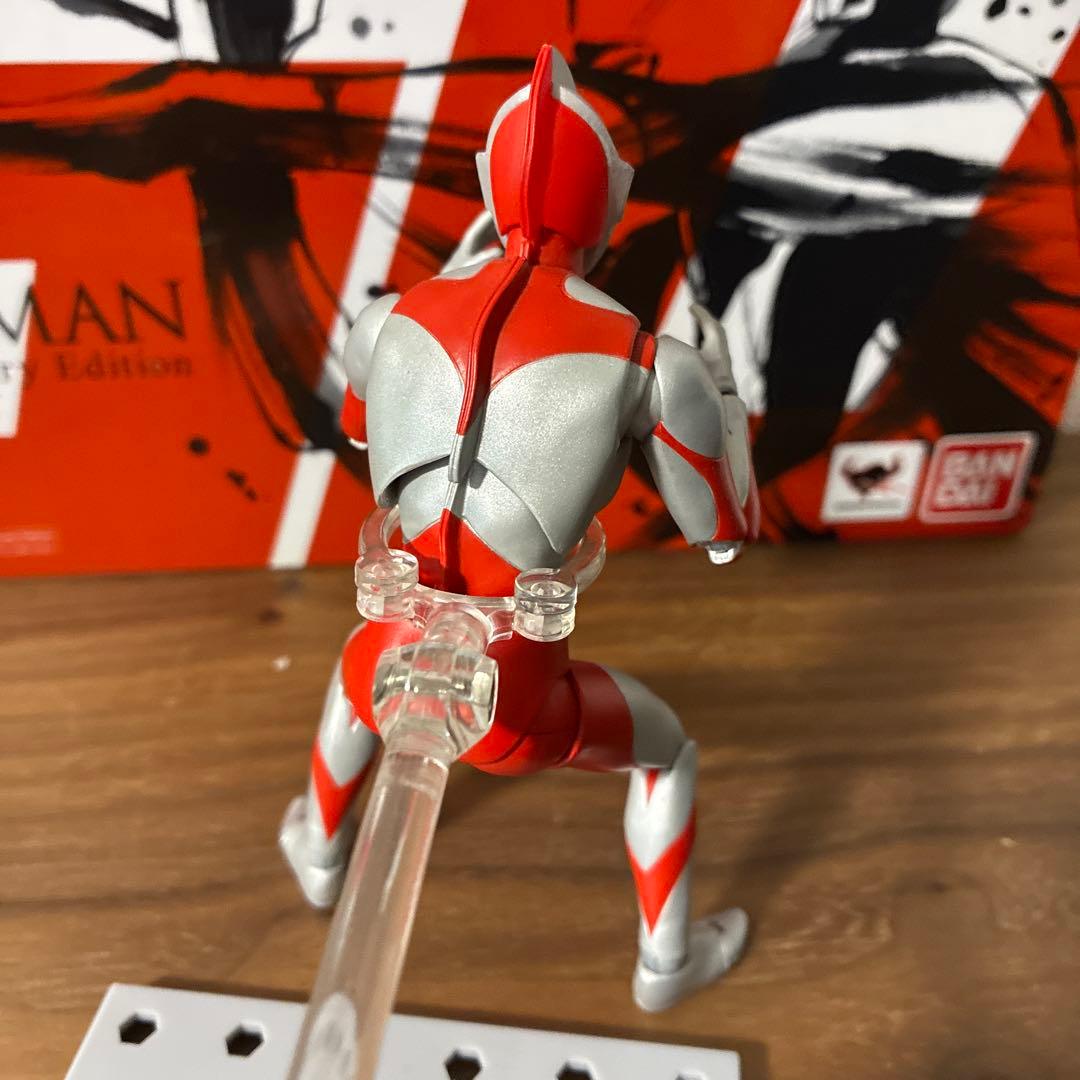 ウルトラマン 50周年記念エディション SHFiguarts