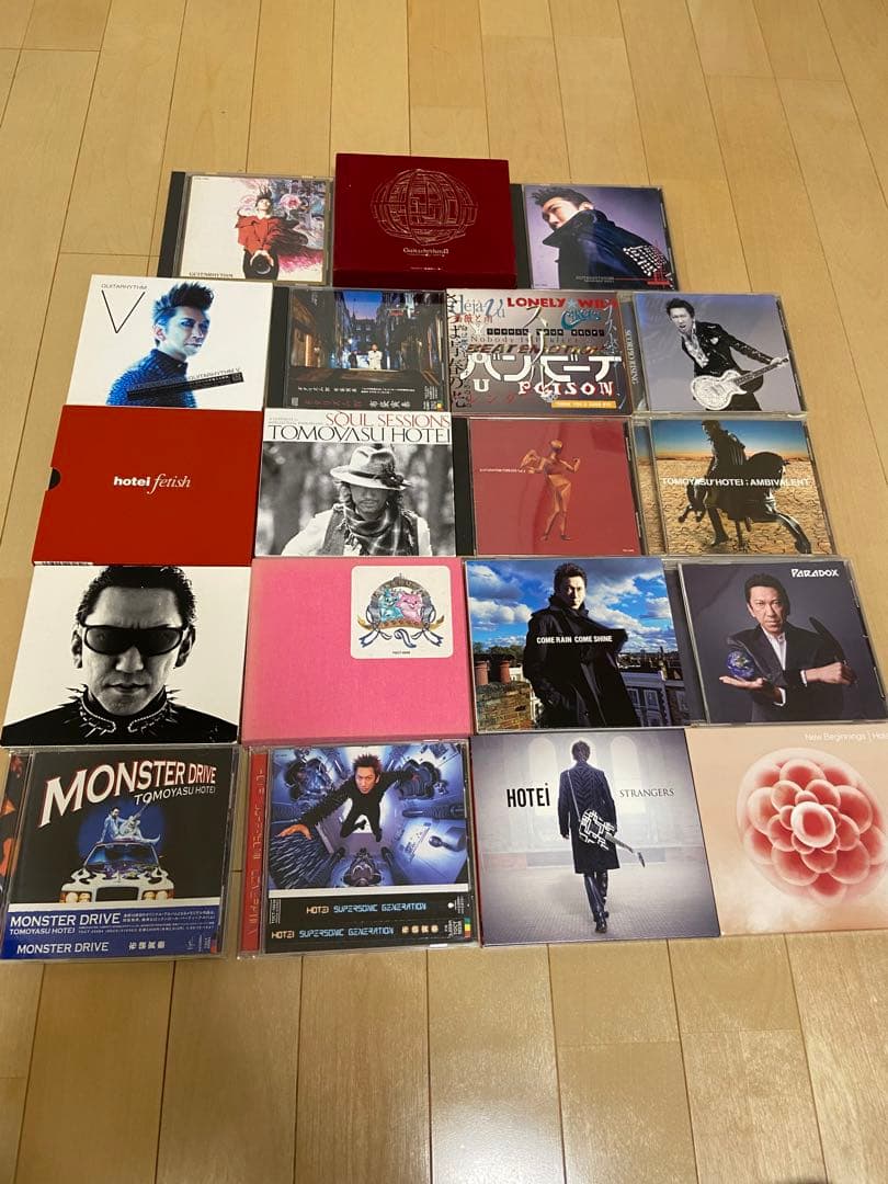 布袋寅泰アルバム19枚セット。 新品 布袋寅泰 タオル 6枚セット