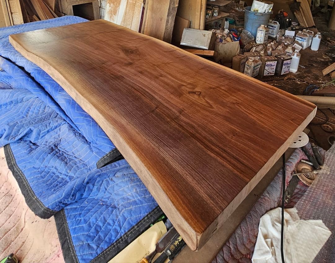 ウォールナット　最高級　一枚板　ダイニング　テーブル　リビング　人気