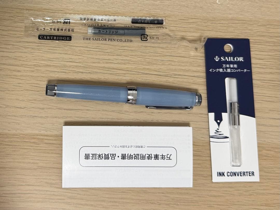 八文字屋 銀山スノーグレー 万年筆 パルムF 銀山スノーグレー・万年筆